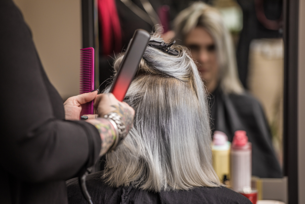 How to Balance Life and Beauty School